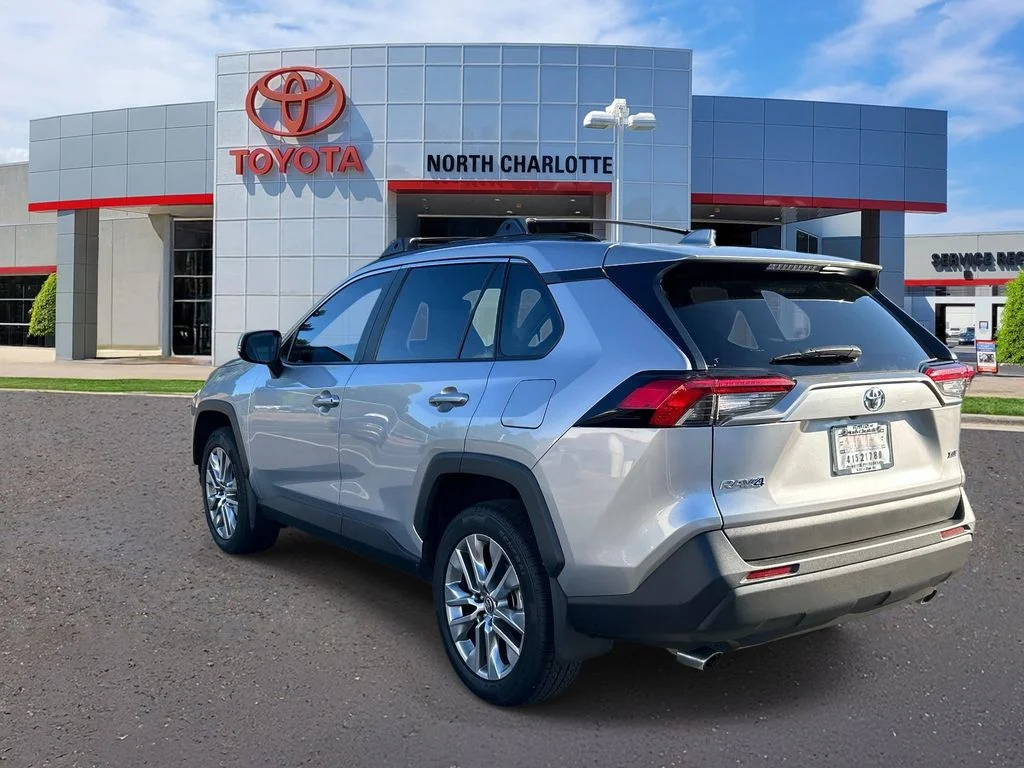 Used 2024 Silver Toyota XLE Premium image 6