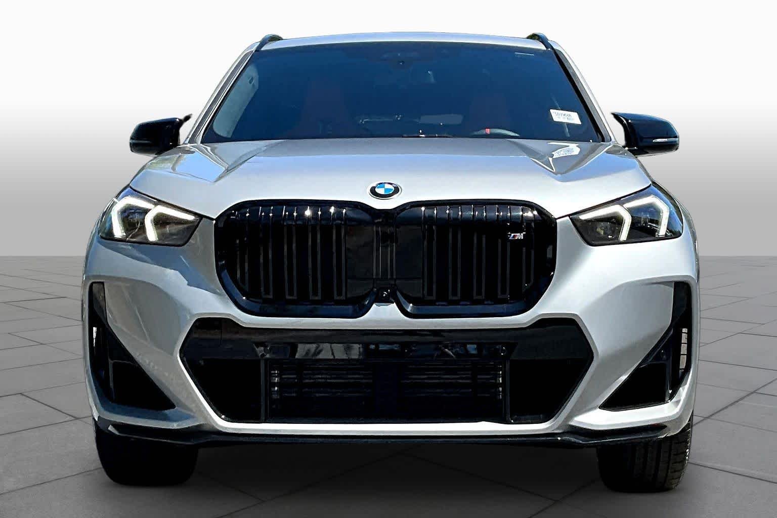 New 2026 Space Silver Metallic BMW M35i image 3