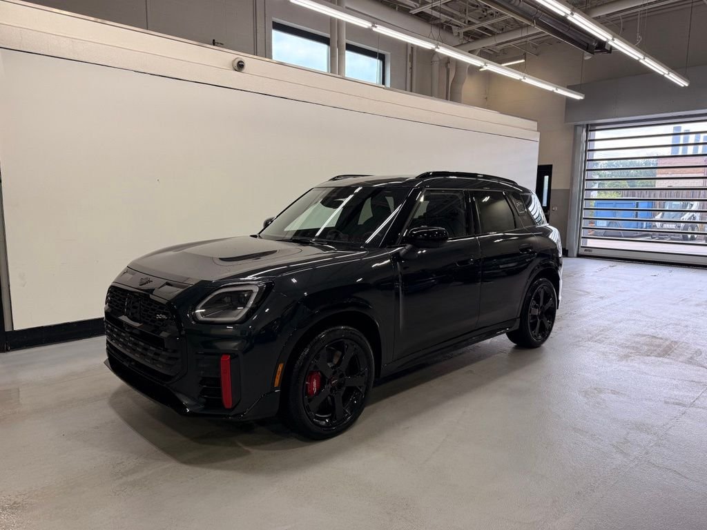 2027 MINI Countryman JCW ALL4's photo