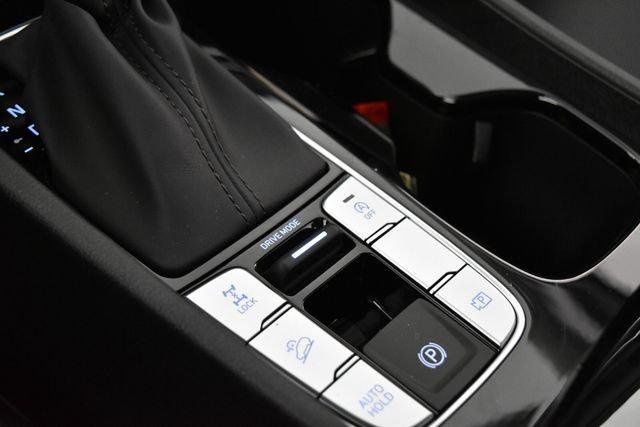 New 2026 White Hyundai SEL Premium AWD image 65