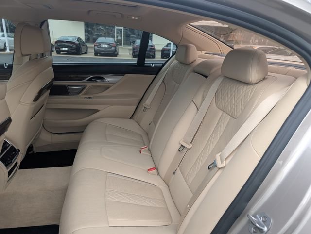 2018 BMW 7 Series 750i - Photo 15