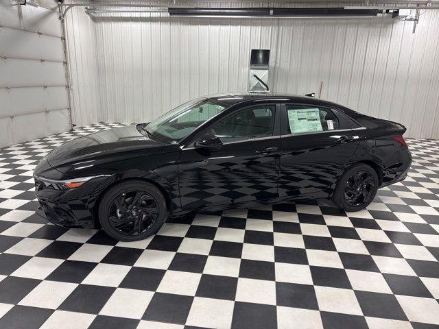 New 2026 Black Hyundai SEL Sport image 1