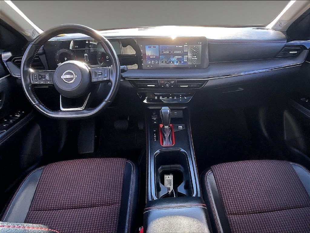 Used 2025 Gray Nissan SR image 21