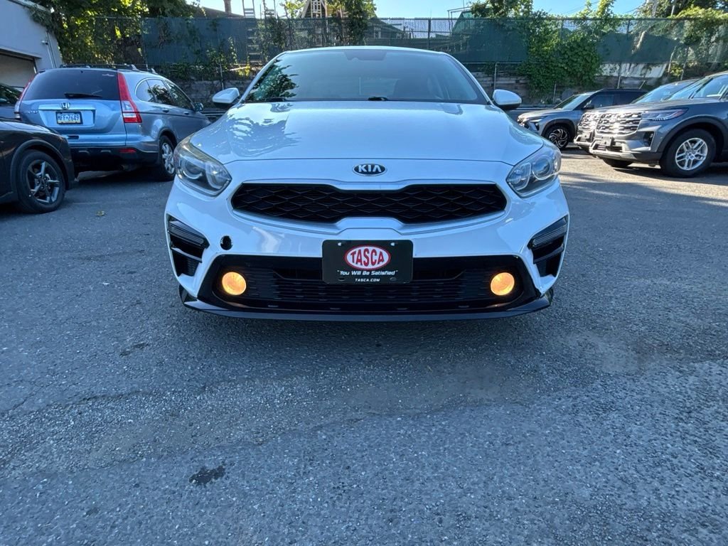 Used 2021 White Kia LXS image 9