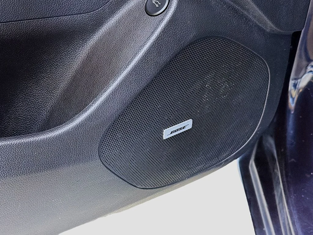 Used 2016 Blue Ray Metallic Chevrolet LT image 38