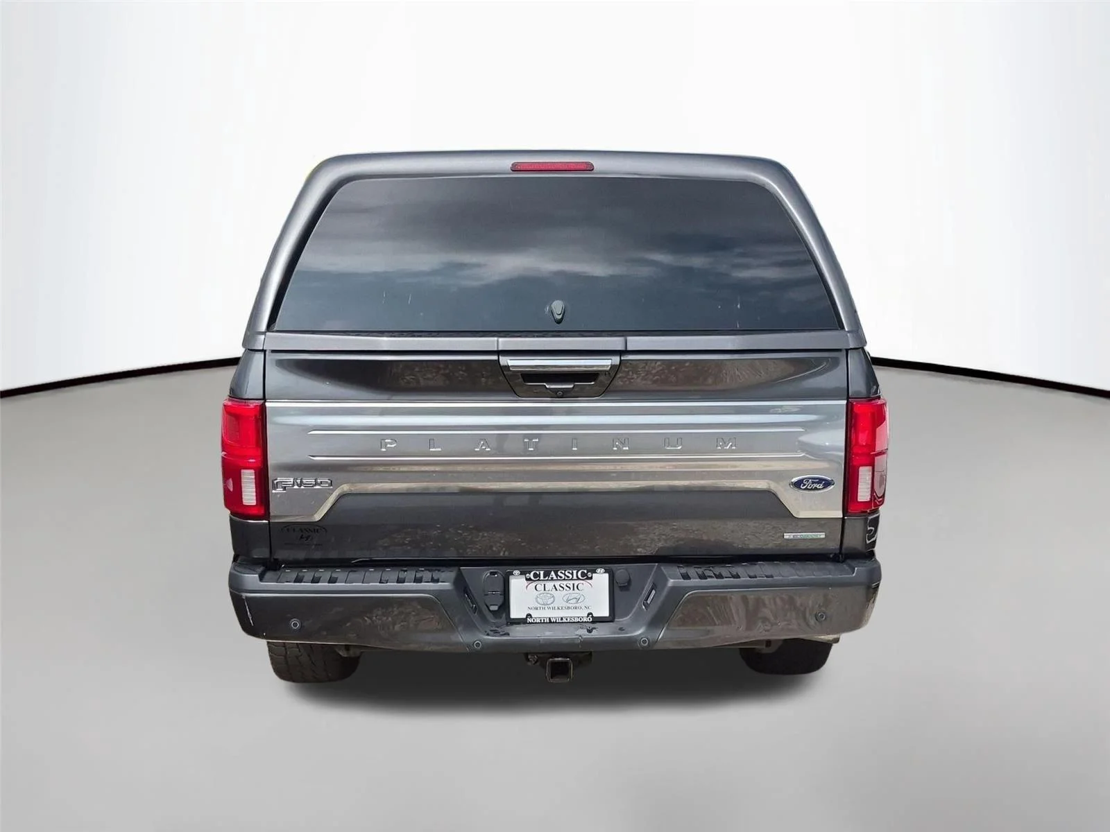 Used 2020 Magnetic Metallic Ford Platinum image 4