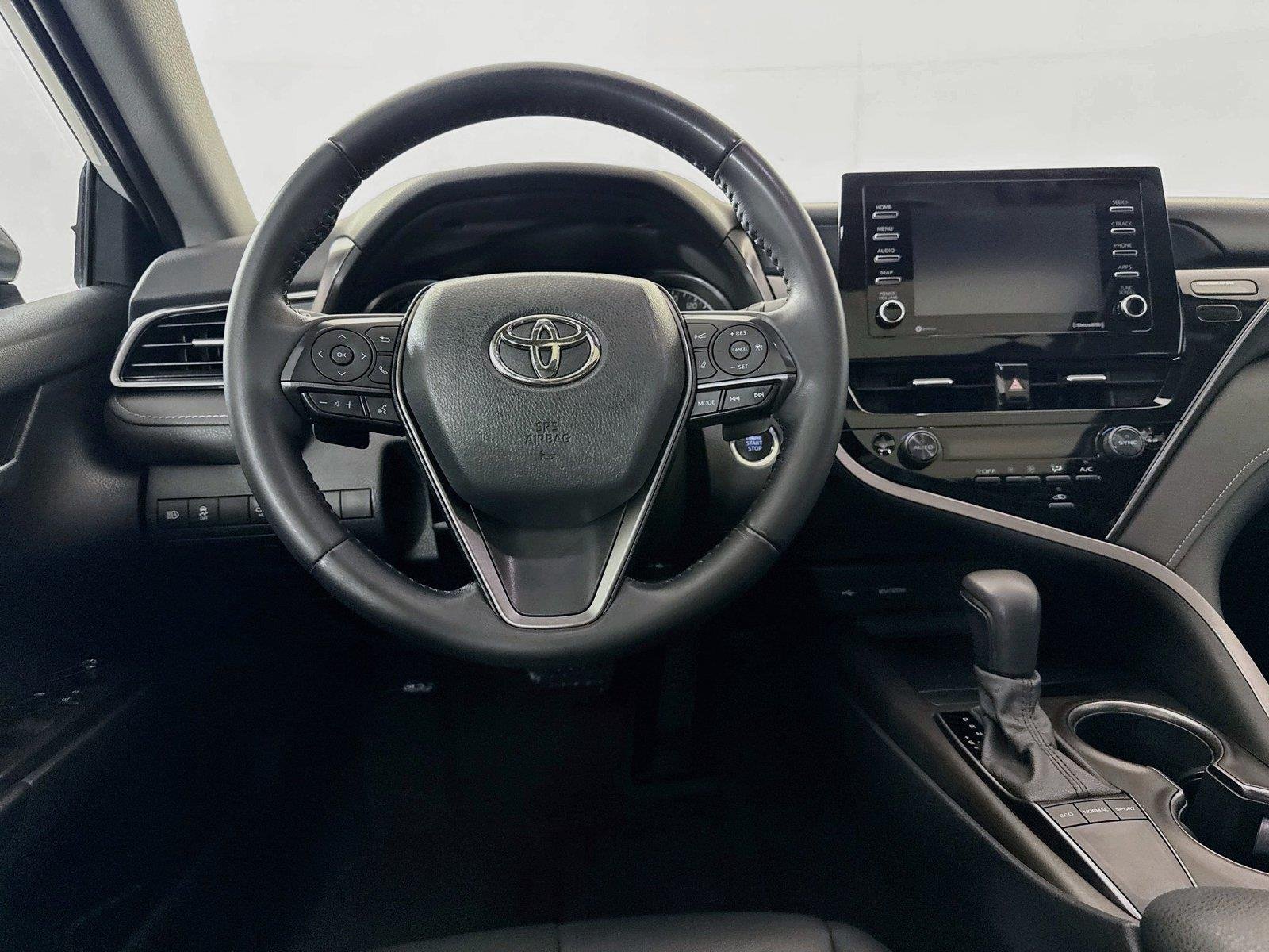Used 2022 Ice Edge Toyota SE image 30