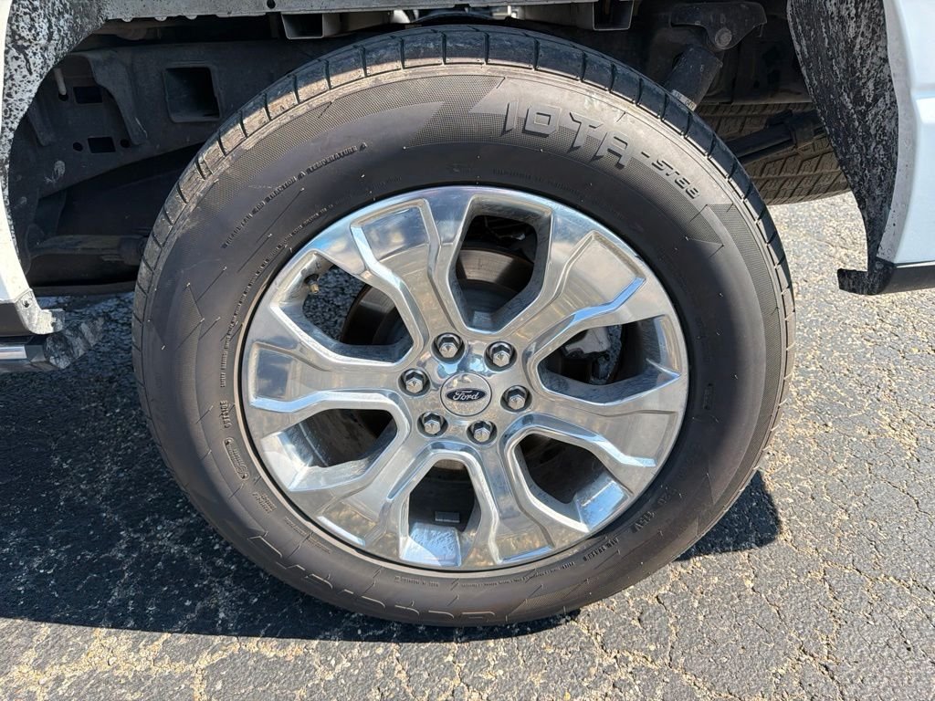 Used 2023 White Ford Platinum image 14