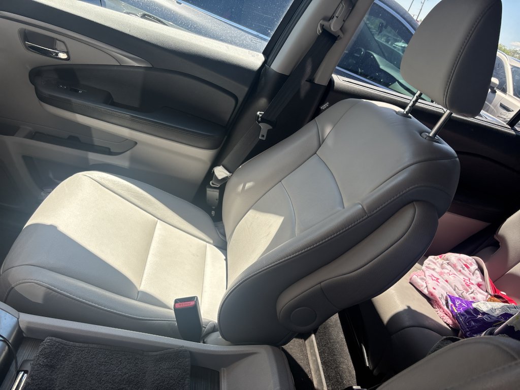 Used 2019 Black Honda EXL image 3