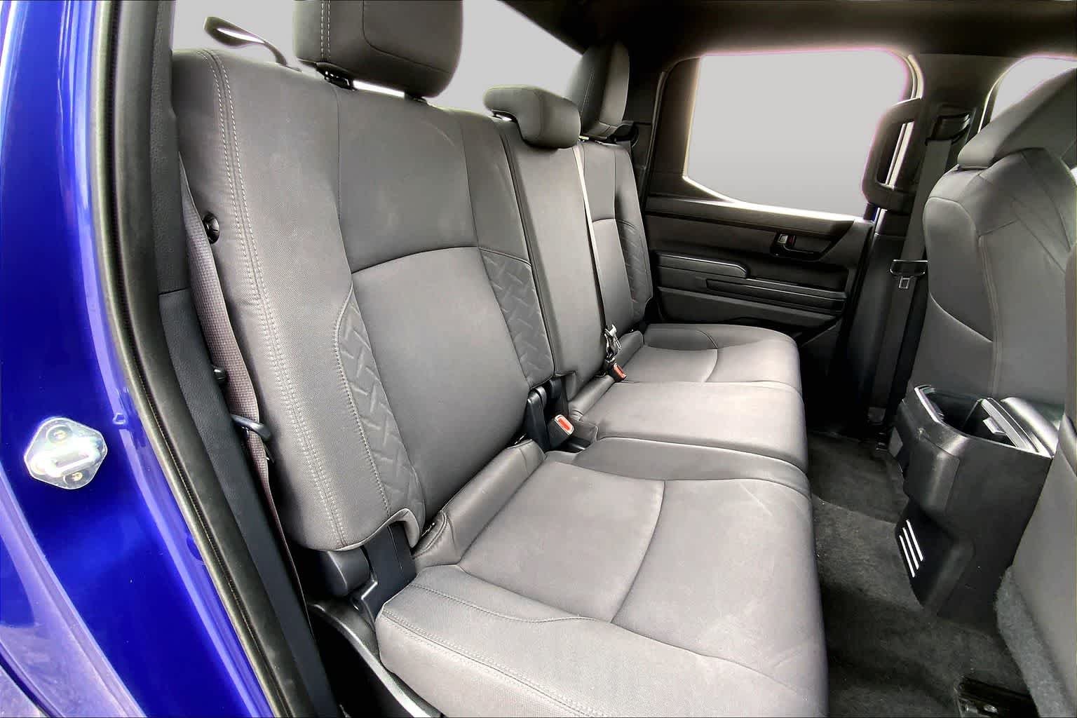 Used 2024 Blue Crush Metallic Toyota SR5 image 19