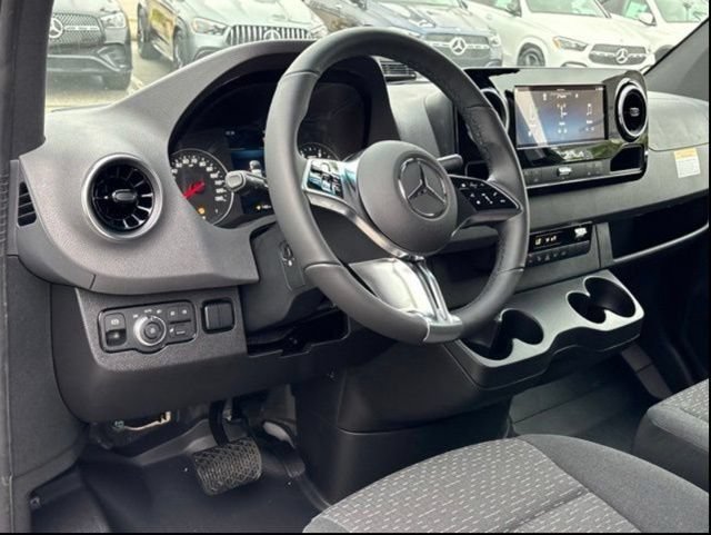 New 2026 Arctic White Mercedes-Benz  image 33