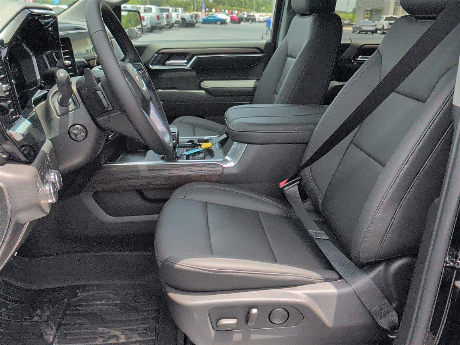2026 Chevrolet Silverado 1500 High Country - Photo 11