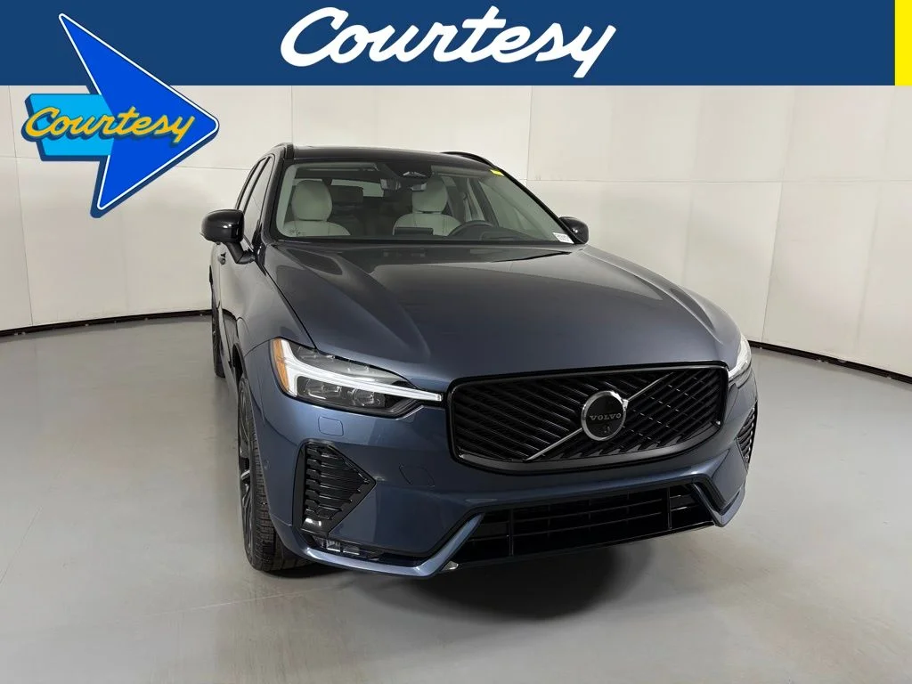 2026 Volvo XC60 B5 Ultra Dark AWD's photo