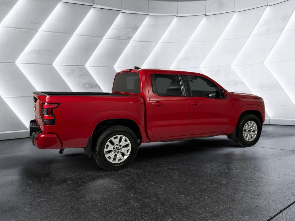 Used 2022 Red Nissan SV image 4