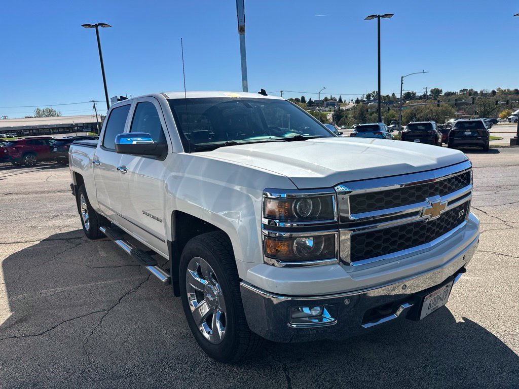 Used 2014 White Chevrolet LTZ image 6