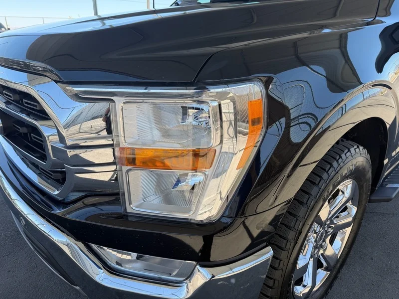 Used 2021 Agate Black Metal Ford XL image 28