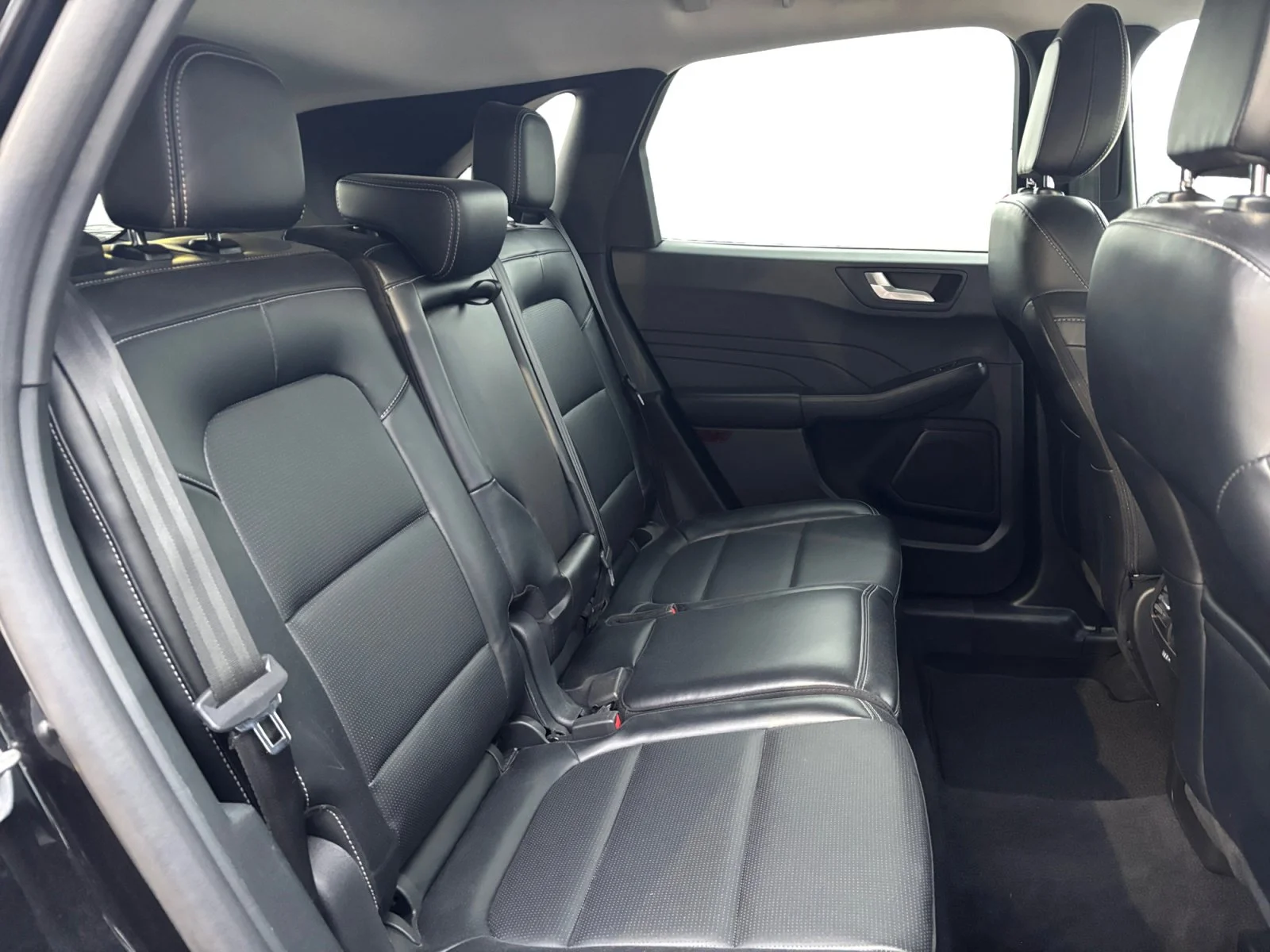 Used 2025 Black Ford Platinum image 18