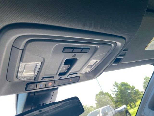 Used 2021 Summit White Chevrolet LTZ image 24