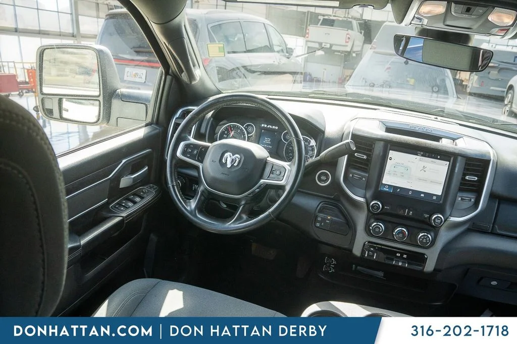 Used 2024 White Ram Big Horn image 17