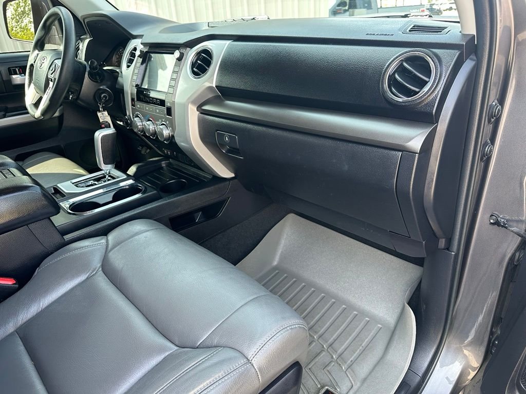 Used 2020 Gray Toyota SR5 image 30