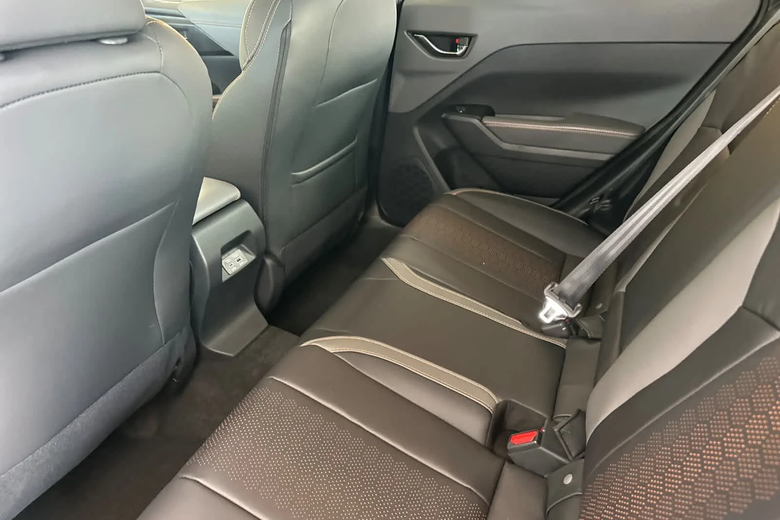 New 2026 MAGNETITE GRAY PEARL Subaru Limited image 11