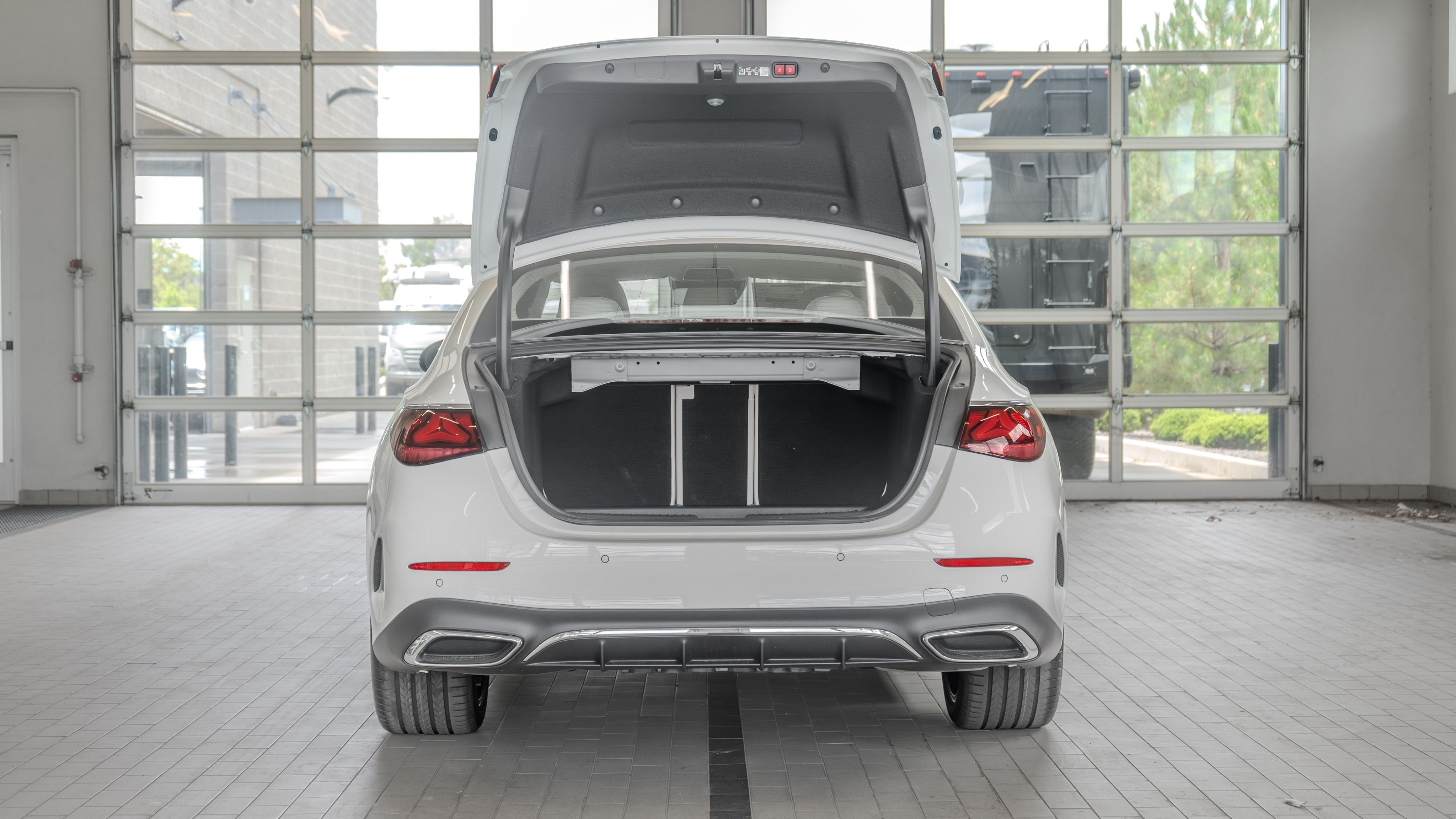 New 2026 White Mercedes-Benz E 450 image 16