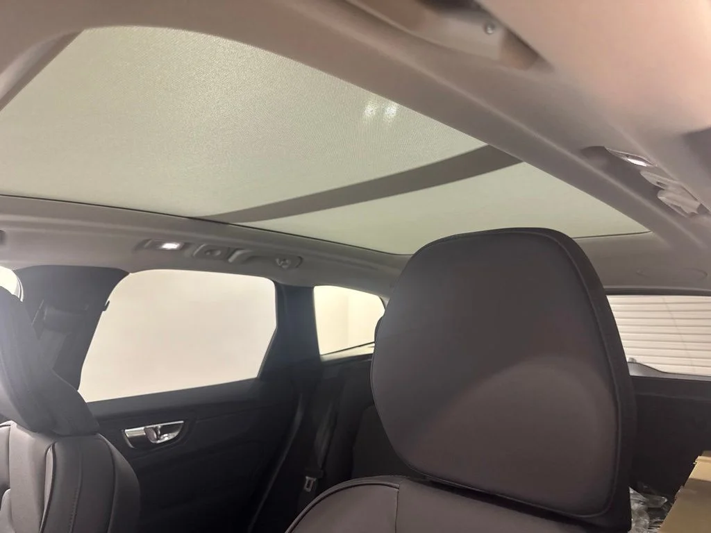 New 2026 Aurora Blue Volvo T8 Plus image 16