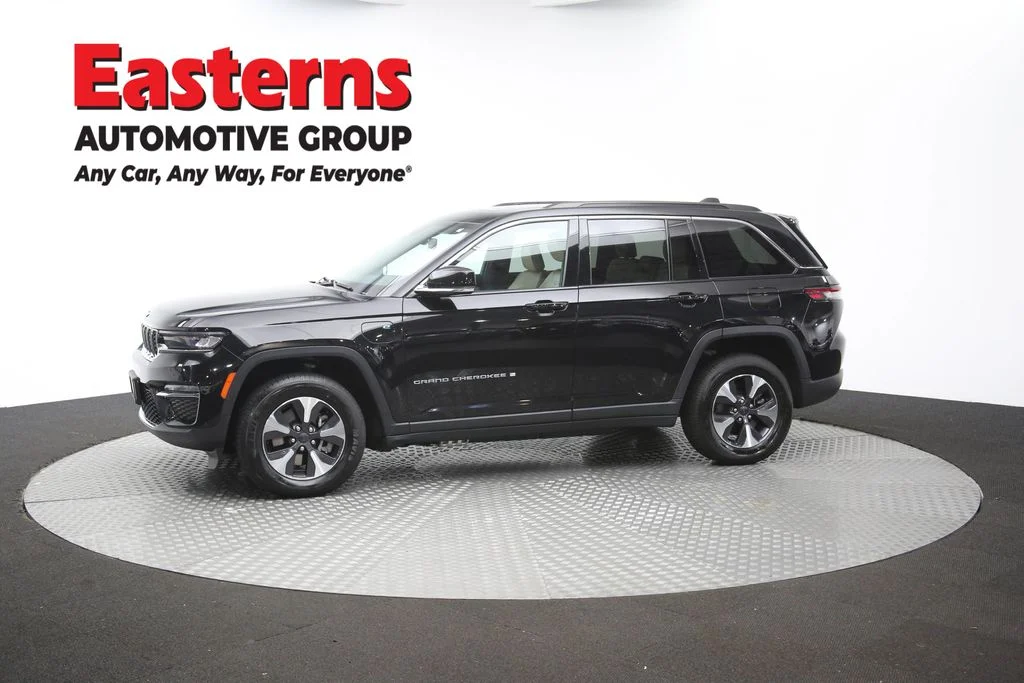 Used 2024 Black Jeep 4xe image 63