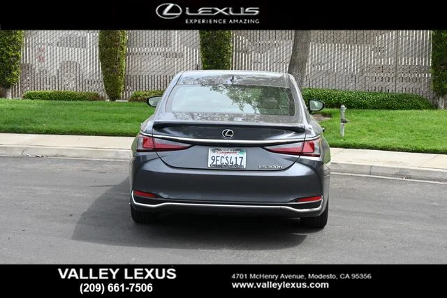 Used 2023 Gray Lexus 300h image 5