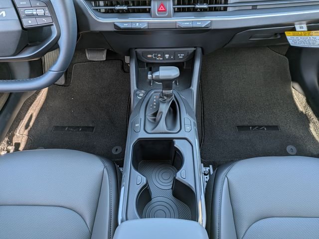 New 2026 Snow White Pearl Kia EX image 18