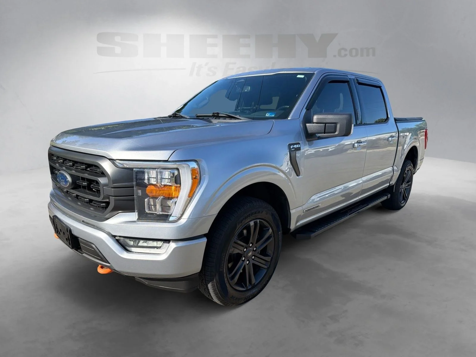 Certified Used 2022 Iconic Silver Metallic Ford XLT image 16