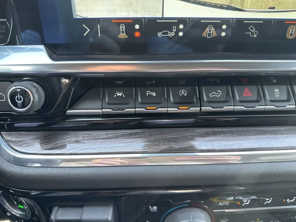 2024 Chevrolet Silverado 1500 LTZ - Photo 19