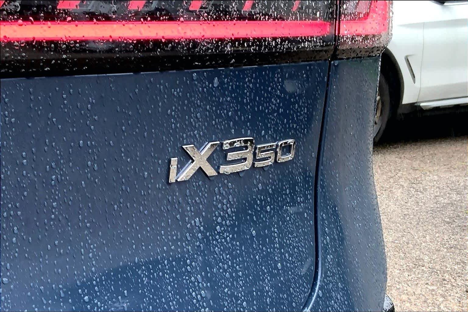 New 2027 Ocean Wave Blue Metallic BMW 50 xDrive image 15