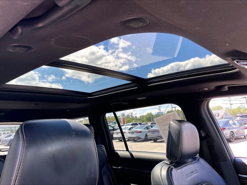 Used 2023 Baltic Gray Metallic Clearcoat Jeep Overland image 22