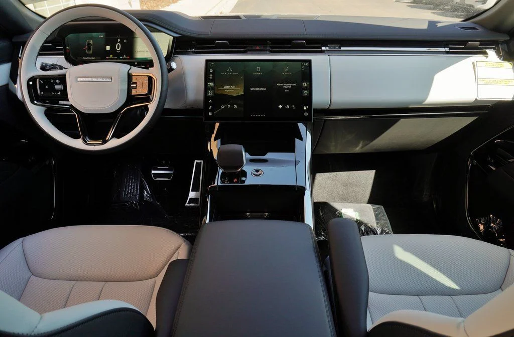Certified Used 2026 Black Land Rover Dynamic SE image 10