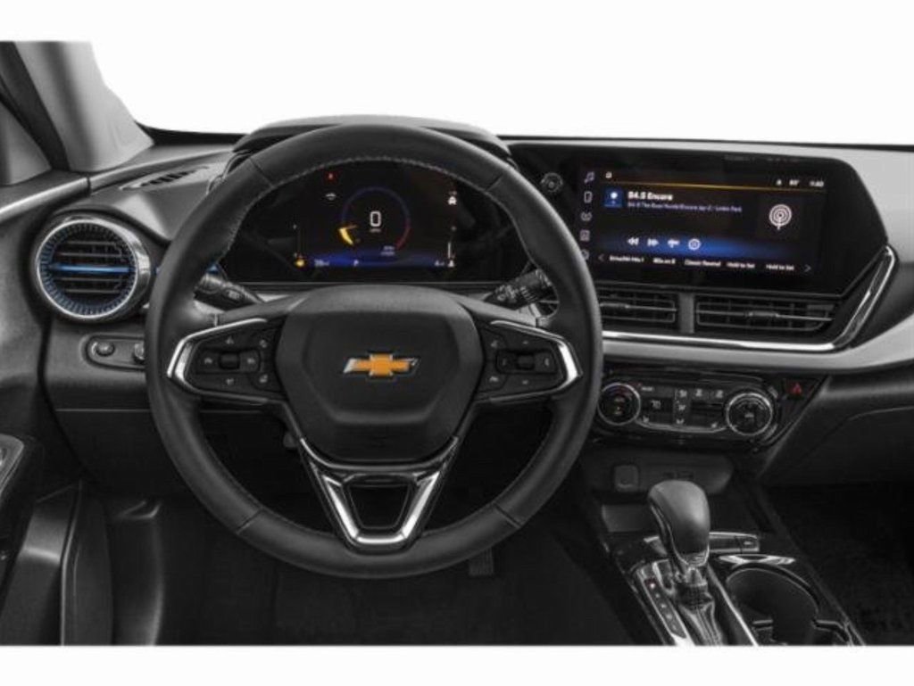 2026 CHEVROLET TRAX - Image 3
