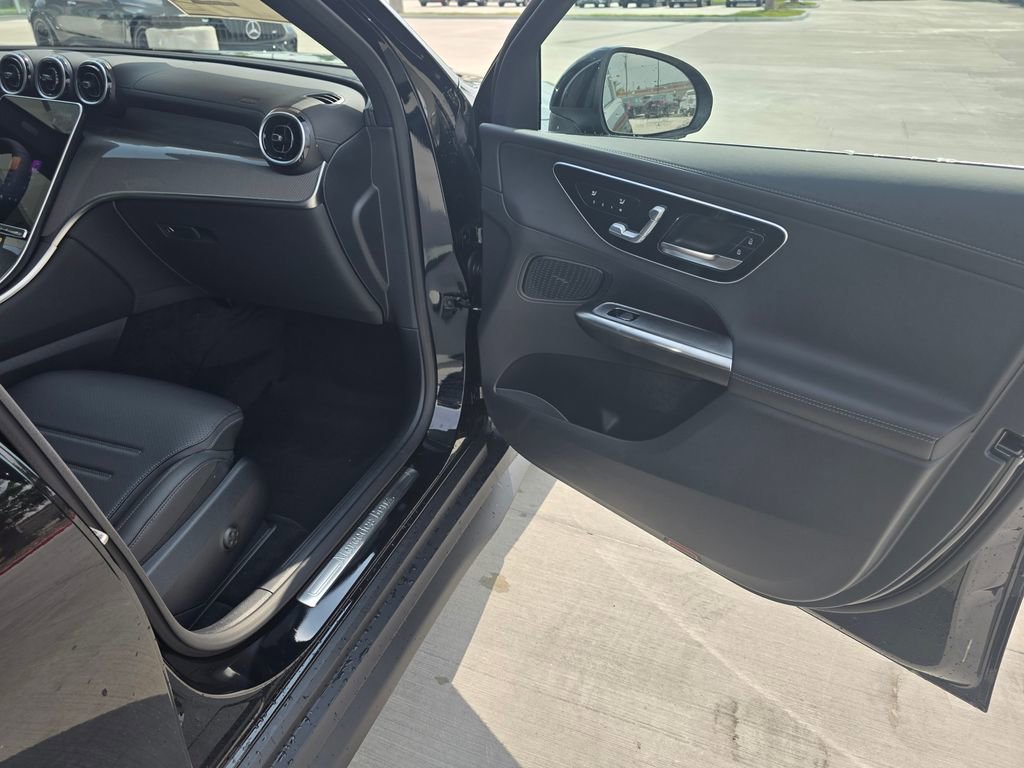 New 2026 Black Mercedes-Benz GLC 300 image 48