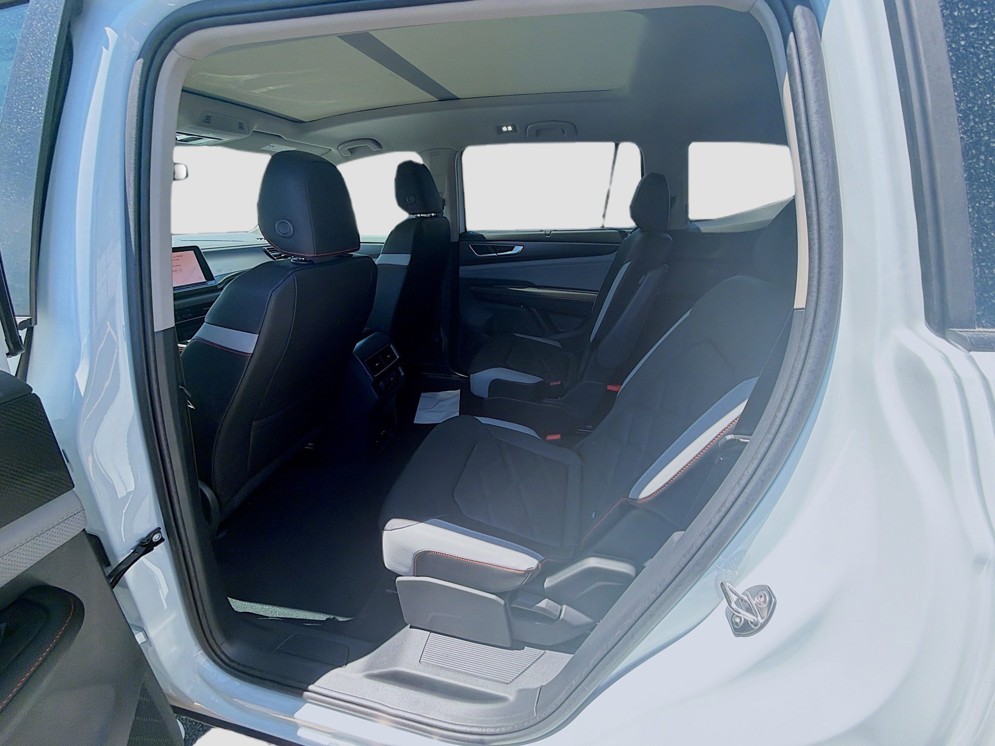 New 2026 White Pearl Volkswagen 2.0T Peak Edition image 20