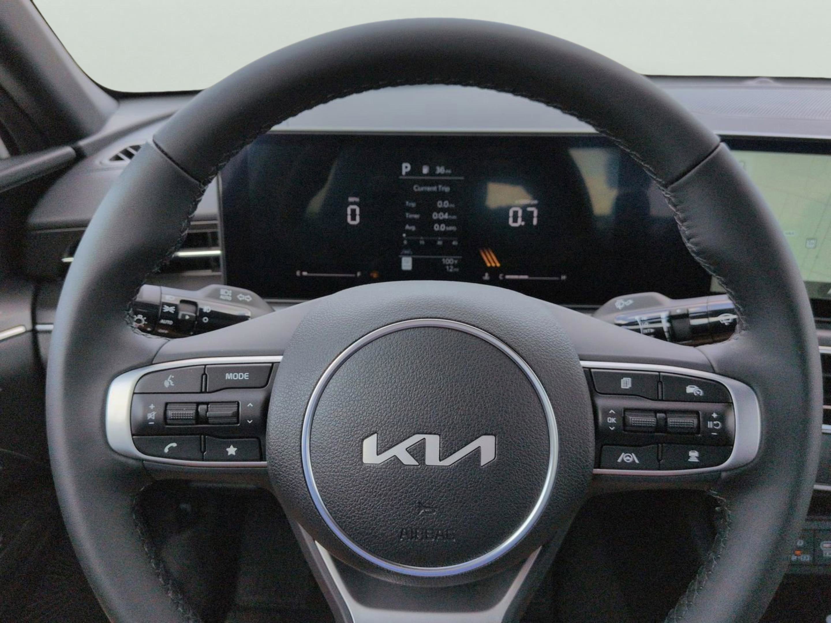 New 2026 Snow White Pearl Kia GT-Line image 26
