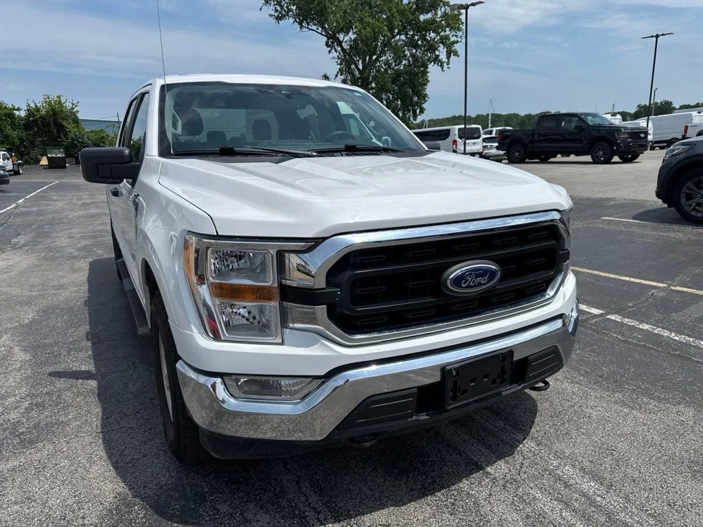 Used 2021 Oxford White Ford XLT image 52