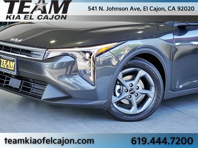 New 2026 Gray Kia LXS image 3