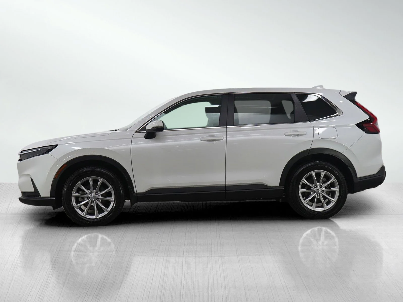 Used 2023 Honda CR-V EX with VIN 2HKRS4H49PH408669 for sale in Burnsville, Minnesota