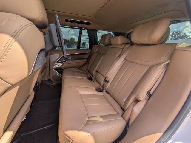 Certified Used 2024 White Land Rover Autobiography image 14