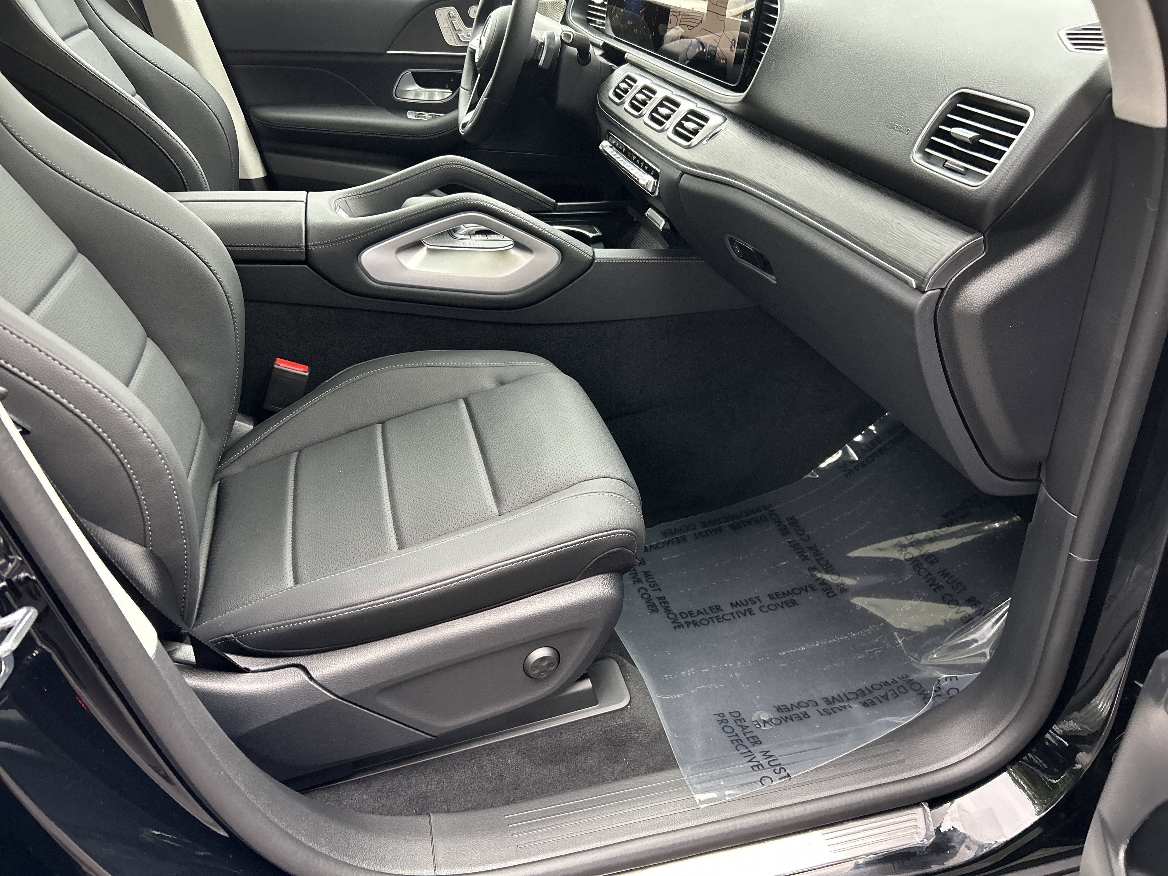 New 2026 Black Mercedes-Benz GLE 350 4MATIC® SUV image 43