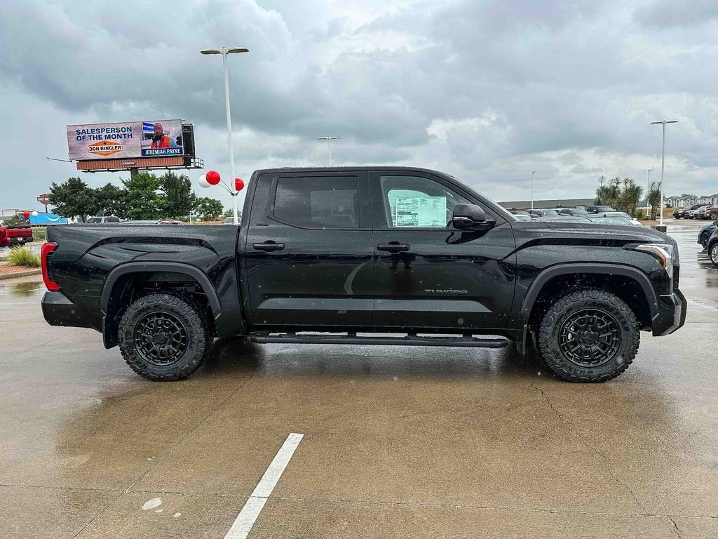 New 2026 Midnight Black Metallic Toyota  SR5 image 4