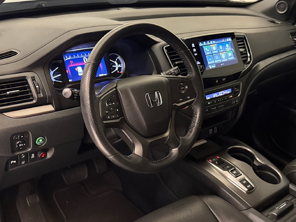 Used 2022 Sonic Gray Pearl Honda EX-L image 21