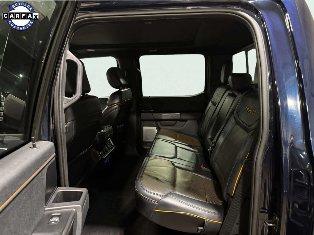 Used 2023  Ford Tremor image 26