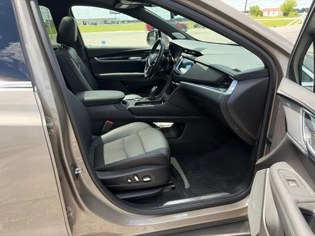 Used 2023 Latte Metallic Cadillac Premium Luxury image 19