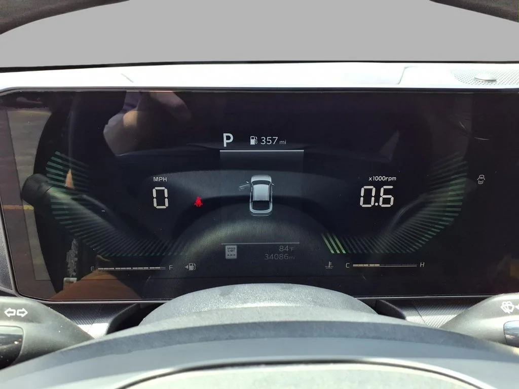 2025 Kia K4 LXS - Photo 17