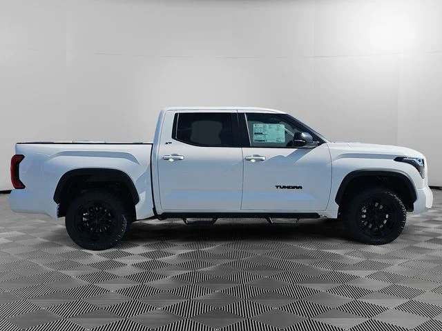 New 2026 Ice Cap Toyota  SR5 image 5